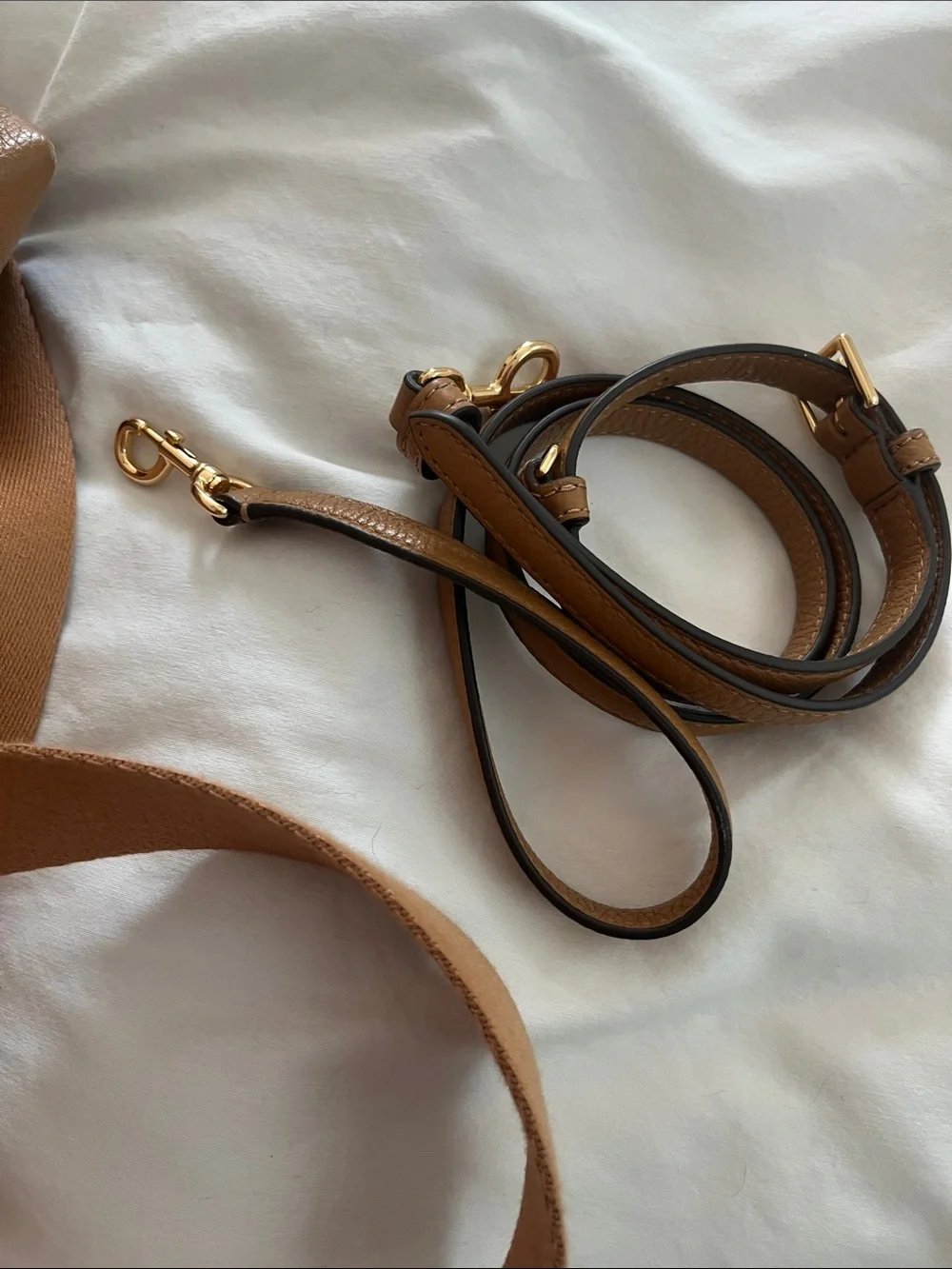 Tory Burch Classic Leather Crossbody Bag - Tan